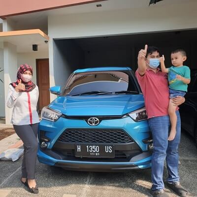 Serah Terima Sales RISKA Dealer Toyota Semarang Februari 2022 (4)